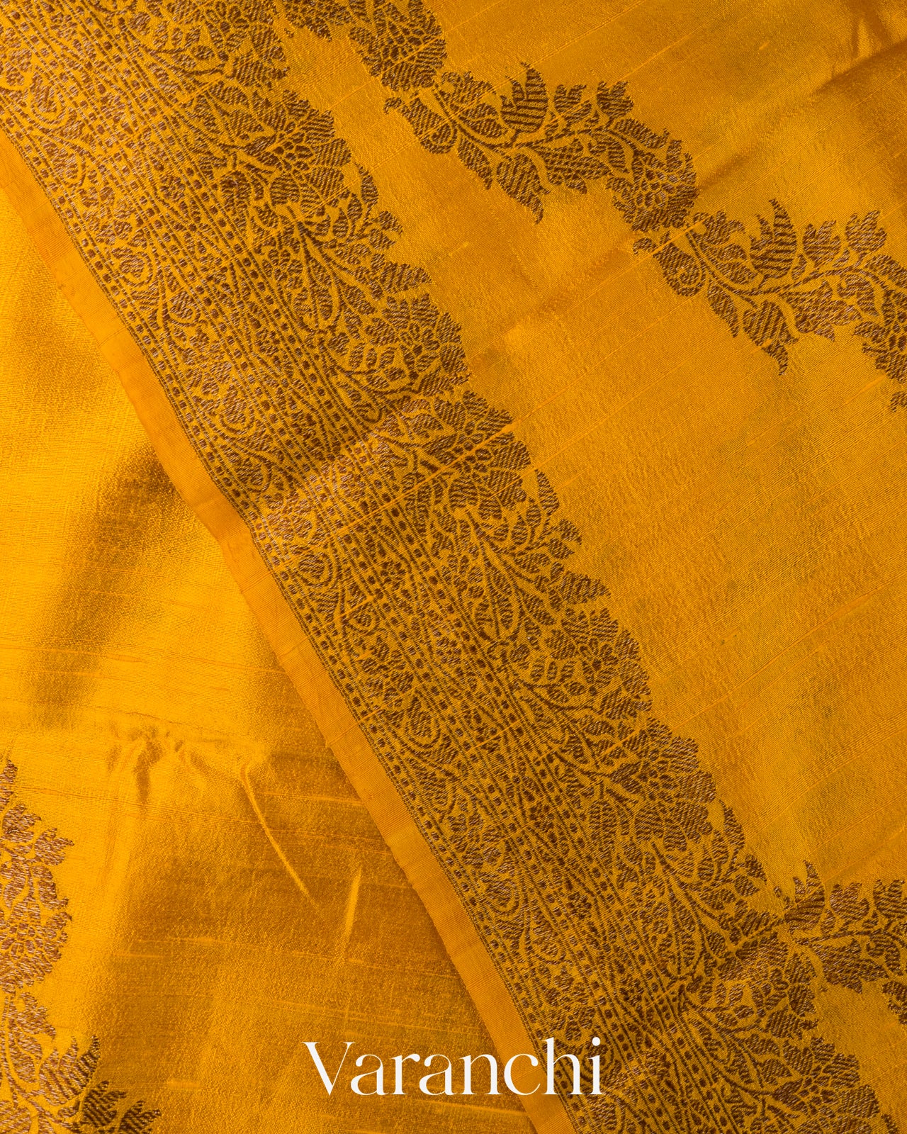 Turmeric Yellow Lehariya Pure Raw Silk Handloom Saree