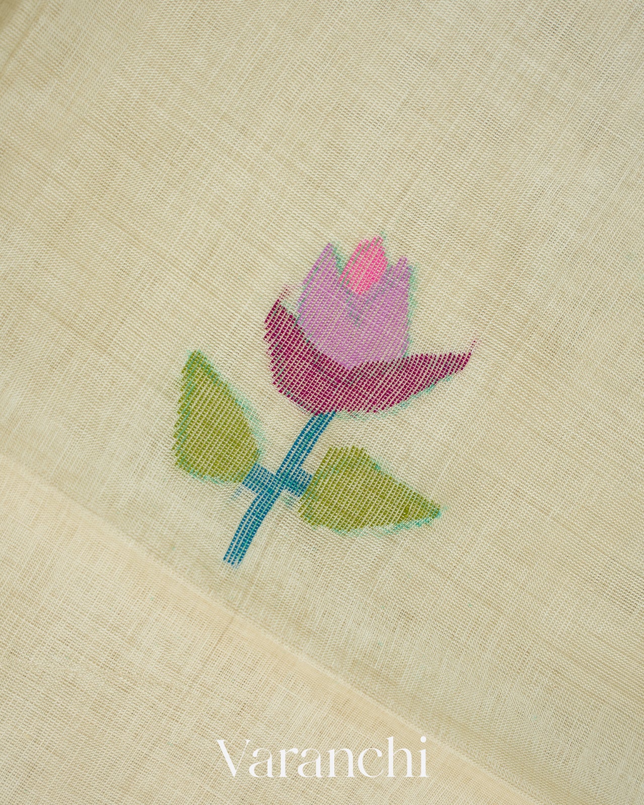 Ivory Jamdani Floral Pure Muslin Silk Handloom Saree