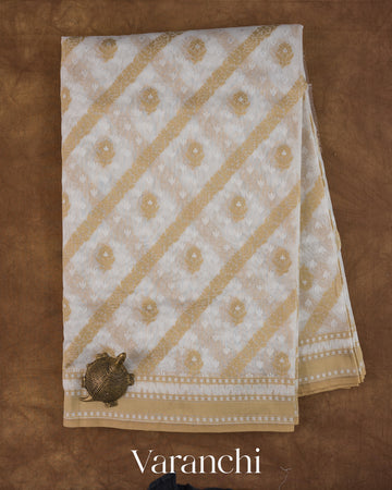 White Lehariya Jamdani Pure Kora Silk Cotton Saree