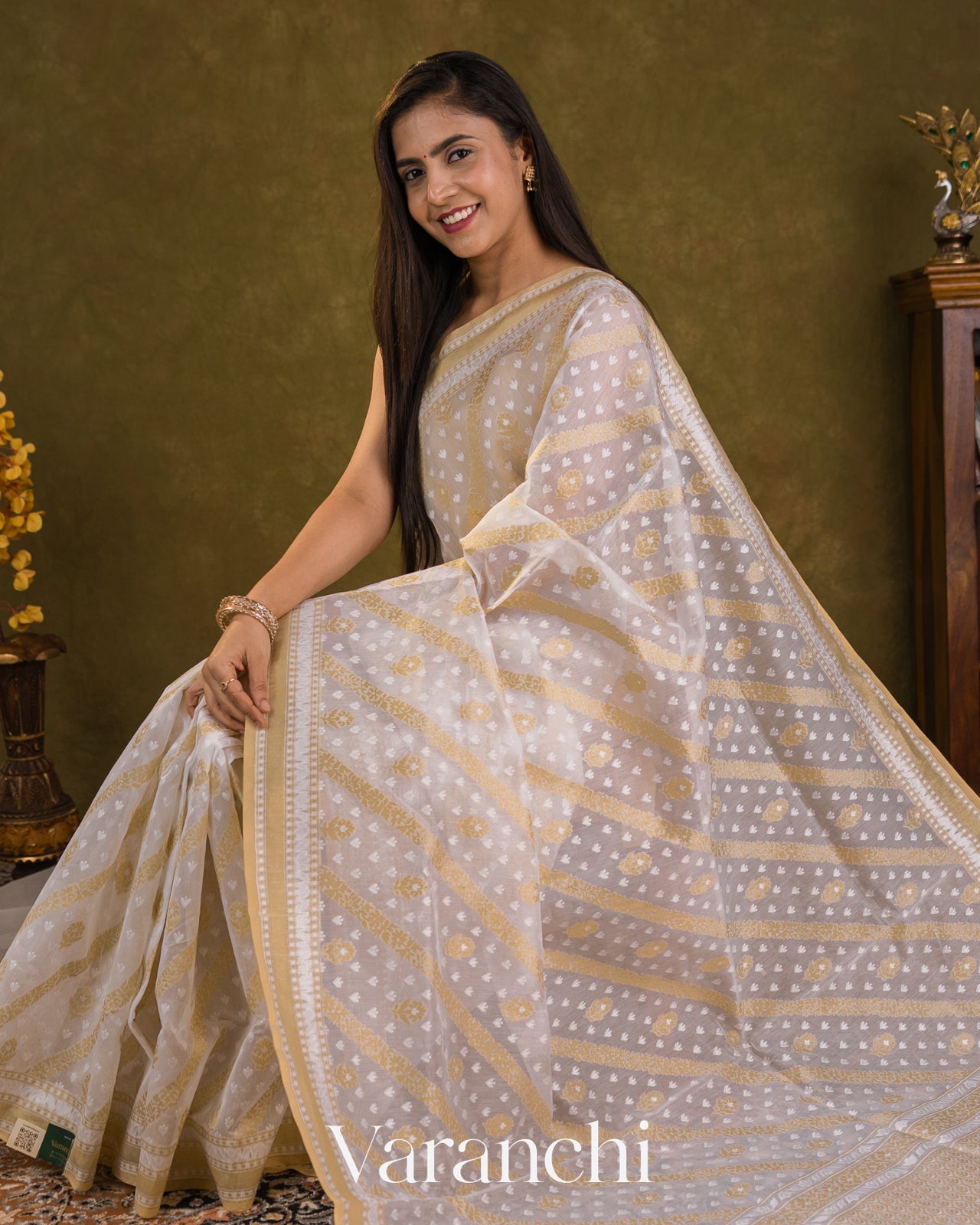 White Lehariya Jamdani Pure Kora Silk Cotton Saree